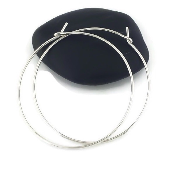 925 Sterling Silver Large Lightweight Classic Wire Hoop Earrings - Picture 3 of 6